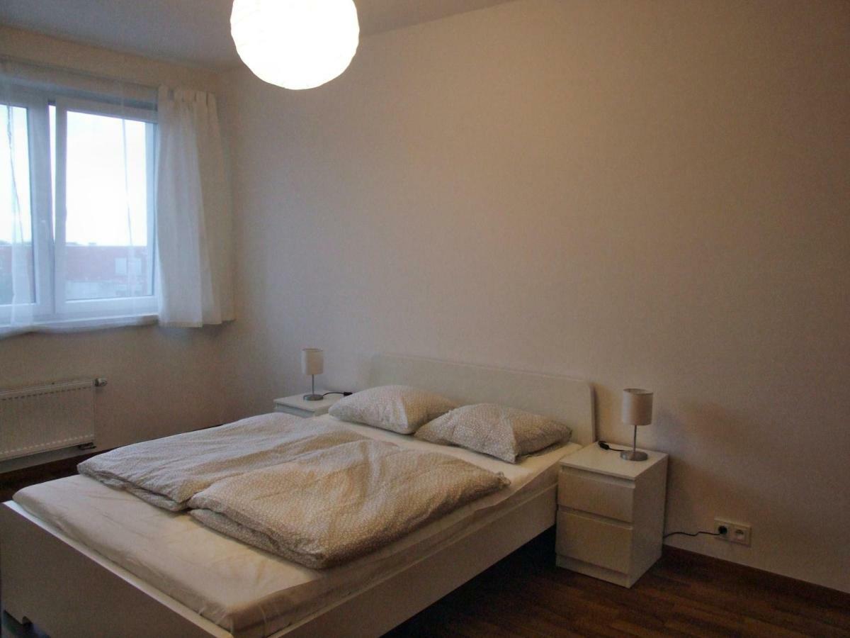 Triangl Apartment Прага Екстериор снимка