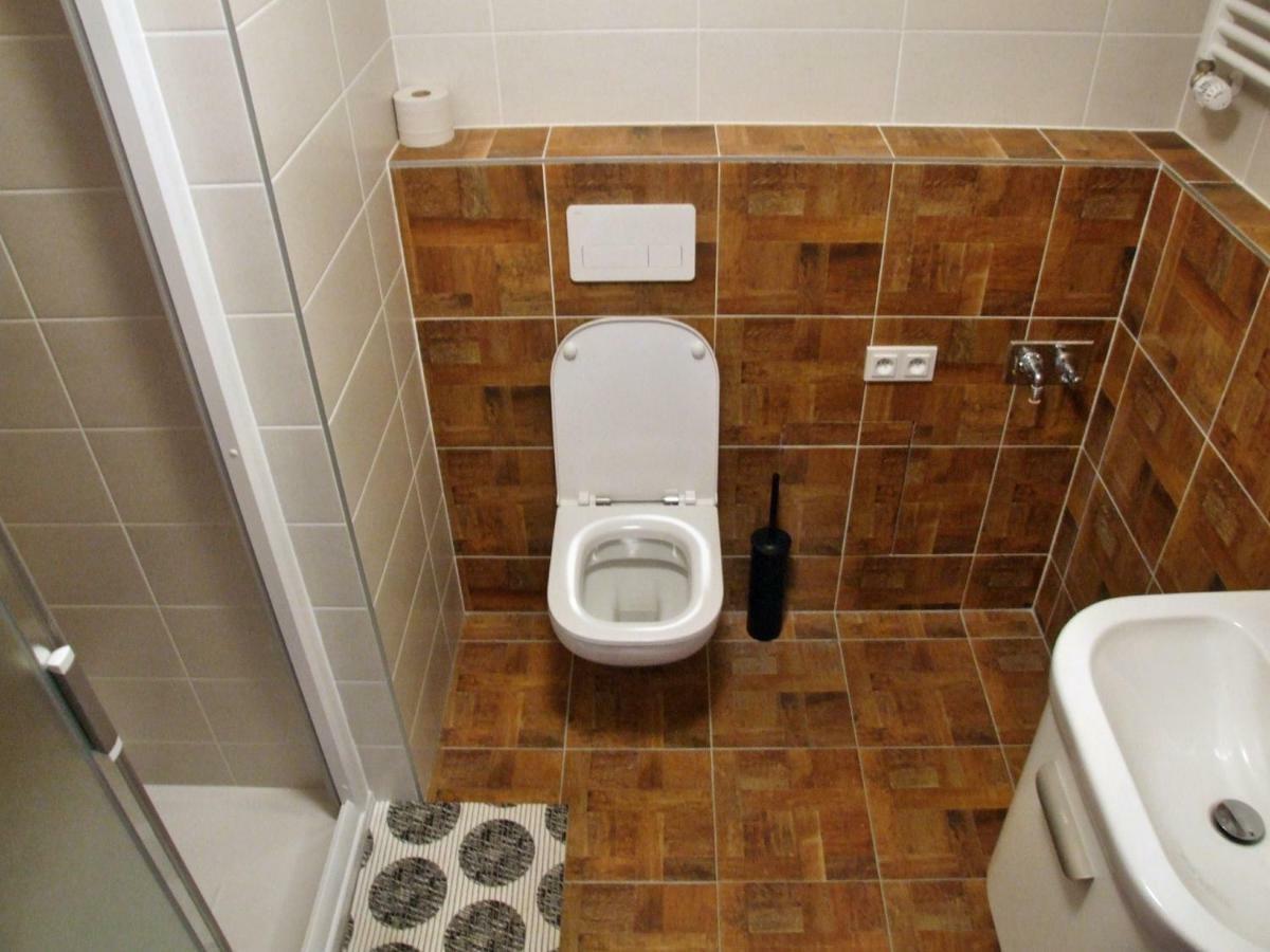 Triangl Apartment Прага Екстериор снимка